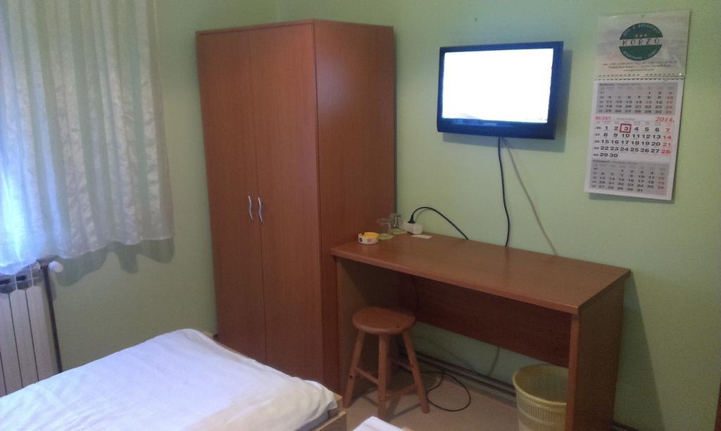 Apartments & Rooms Korzo Σλαβόνσκι Μπροντ Δωμάτιο φωτογραφία